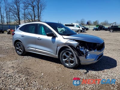 Czwarte zdjęcie samochodu z boku: 2023 FORD ESCAPE ST LINE VIN:1FMCU9MN3PUA62664 - miniatura