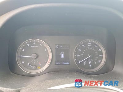 Zdjęcie 9 z 13 samochodu: 2018 HYUNDAI TUCSON SEL VIN:KM8J3CA46JU768005 - miniatura