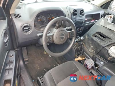 Zdjęcie 8 z 12 samochodu: 2015 JEEP PATRIOT SPORT VIN:1C4NJRBB2FD395256 - miniatura