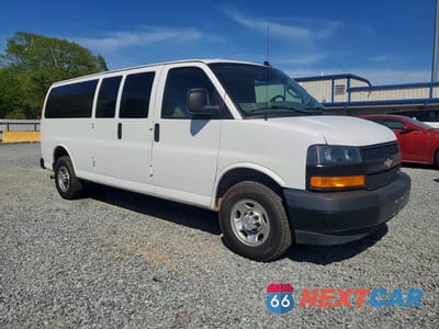 Czwarte zdjęcie samochodu z boku: 2023 CHEVROLET EXPRESS G3500 LS VIN:1GAZGNFP2P1104166 - miniatura