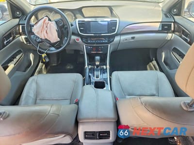 Zdjęcie 8 z 13 samochodu: 2017 HONDA ACCORD EXL VIN:1HGCR2F81HA209427 - miniatura