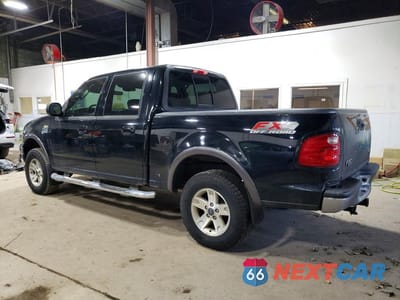 Drugie zdjęcie samochodu z przodu: 2003 FORD F150 SUPERCREW VIN:1FTRW08L03KB25738 - miniatura
