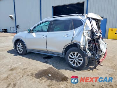Drugie zdjęcie samochodu z przodu: 2017 NISSAN ROGUE SV VIN:KNMAT2MT8HP605141 - miniatura