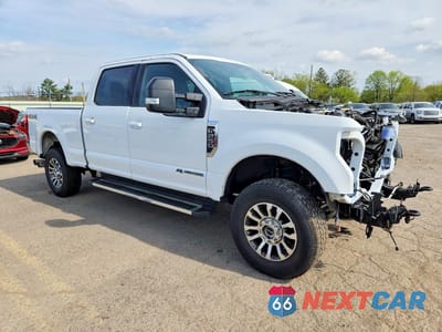Czwarte zdjęcie samochodu z boku: 2022 FORD F250 SUPER DUTY VIN:1FT7W2BT4NEE68808 - miniatura