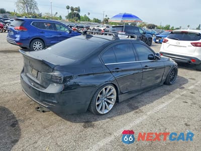 Trzecie zdjęcie samochodu z tyłu: 2017 BMW 328 D VIN:WBA8E5C57HK388835 - miniatura
