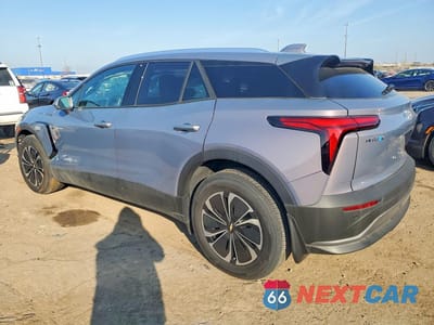 Drugie zdjęcie samochodu z przodu: 2025 CHEVROLET BLAZER LT VIN:3GNKDBRM9SS180015 - miniatura