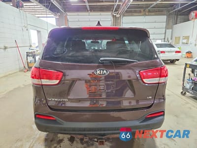 Zdjęcie 6 z 13 samochodu: 2016 KIA SORENTO VIN:5XYPGDA59GG061430 - miniatura