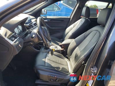 Zdjęcie 7 z 13 samochodu: 2018 BMW X1 SDRIVE28I VIN:WBXHU7C37J5L09784 - miniatura