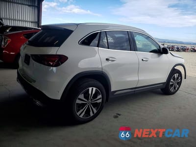 Trzecie zdjęcie samochodu z tyłu: 2025 MERCEDES-BENZ GLA 250 VIN:W1N4N4GB5SJ743728 - miniatura