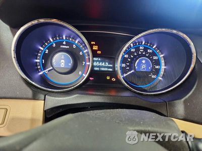Zdjęcie 9 z 12 samochodu: 2011 HYUNDAI SONATA GLS VIN:5NPEB4AC7BH171494 - miniatura