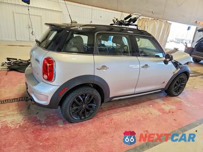 Trzecie zdjęcie samochodu z tyłu: 2016 MINI COOPER S COUNTRYMAN VIN:WMWZC5C59GWU00274 - miniatura