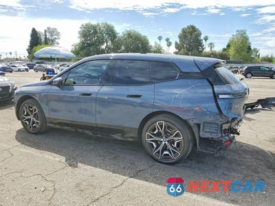 Drugie zdjęcie samochodu z przodu: 2024 BMW IX XDRIVE50 VIN:WB523CF04RCR06118 - miniatura