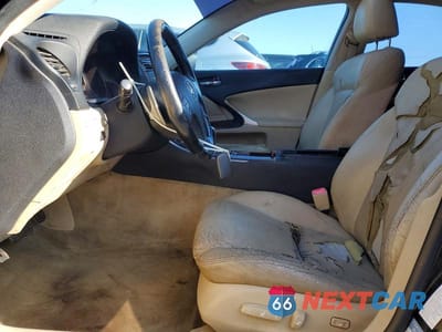 Zdjęcie 7 z 11 samochodu: 2007 LEXUS IS 250 VIN:JTHBK262972051730 - miniatura