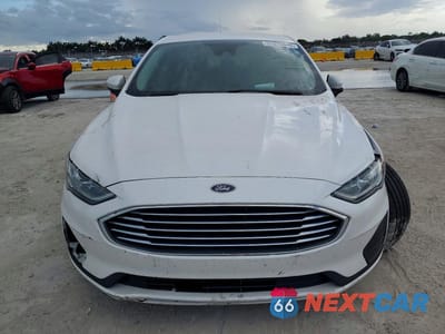 Piąte zdjęcie samochodu w środku: 2020 FORD FUSION SE VIN:3FA6P0HD0LR197050 - miniatura