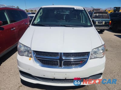 Piąte zdjęcie samochodu w środku: 2018 DODGE GRAND CARAVAN SE VIN:2C7WDGBG6JR216706 - miniatura