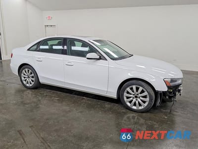 Czwarte zdjęcie samochodu z boku: 2013 AUDI A4 PREMIUM VIN:WAUBFAFL8DN042016 - miniatura
