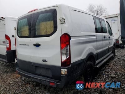 Trzecie zdjęcie samochodu z tyłu: 2017 FORD TRANSIT 250 DELIVERY VAN VIN:1FTYR1ZM9HKA99888 - miniatura