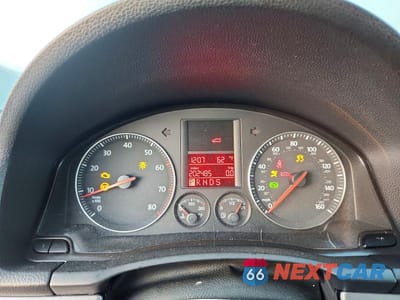 Zdjęcie 9 z 13 samochodu: 2006 VOLKSWAGEN JETTA VALUE VIN:3VWPF71K56M768940 - miniatura