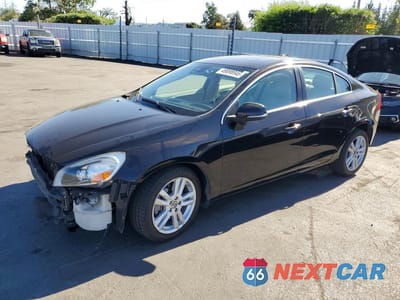 2013 VOLVO S60 T5 YV1612FS5D1228517 - główne zdjęcie licytacji z USA - miniatura