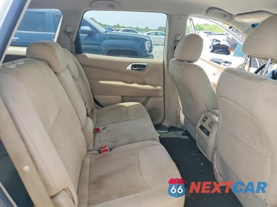 Zdjęcie 10 z 12 samochodu: 2016 NISSAN PATHFINDER SV VIN:5N1AR2MN7GC602524 - miniatura
