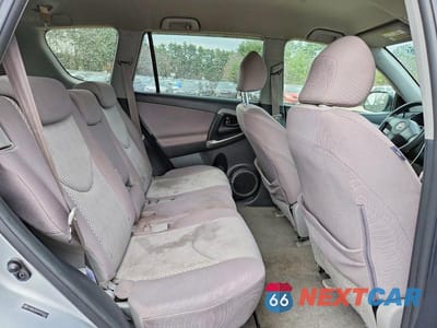 Zdjęcie 11 z 12 samochodu: 2007 TOYOTA RAV4 BASE VIN:JTMBK33V975033037 - miniatura