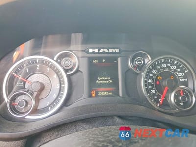Zdjęcie 9 z 11 samochodu: 2021 RAM 2500 TRADESMAN VIN:3C6UR4HJ5MG648387 - miniatura
