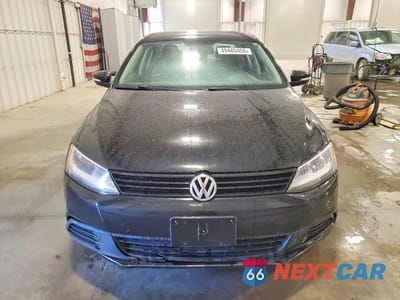 Piąte zdjęcie samochodu w środku: 2011 VOLKSWAGEN JETTA SE VIN:3VWDX7AJ7BM388581 - miniatura