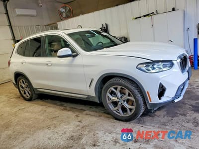 Czwarte zdjęcie samochodu z boku: 2024 BMW X3 XDRIVE30I VIN:5UX53DP00R9W23880 - miniatura