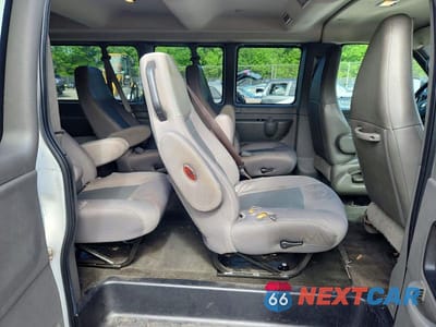 Zdjęcie 11 z 13 samochodu: 2016 CHEVROLET EXPRESS G3500 LT VIN:1GAZGPFG8G1289335 - miniatura