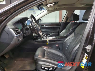 Zdjęcie 7 z 11 samochodu: 2022 BMW 740 I VIN:WBA7T2C09NCH24241 - miniatura