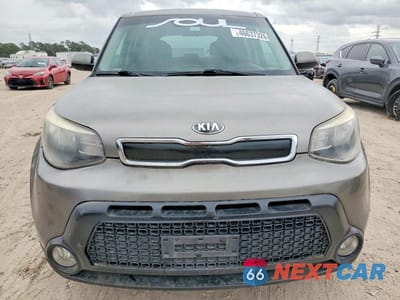 Piąte zdjęcie samochodu w środku: 2016 KIA SOUL + VIN:KNDJP3A56G7307203 - miniatura