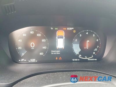 Zdjęcie 9 z 14 samochodu: 2018 VOLVO XC60 T5 VIN:LYV102RK4JB078452 - miniatura