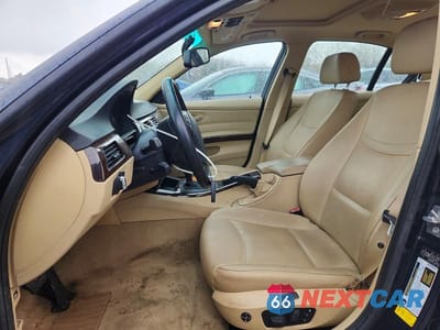 Zdjęcie 7 z 12 samochodu: 2010 BMW 328 XI SULEV VIN:WBAPK5C58AA652869 - miniatura