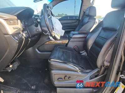 Zdjęcie 7 z 13 samochodu: 2017 GMC YUKON XL DENALI VIN:1GKS2HKJ9HR125131 - miniatura