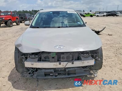 Piąte zdjęcie samochodu w środku: 2022 HYUNDAI IONIQ 5 SE VIN:KM8KMDAF6NU100428 - miniatura