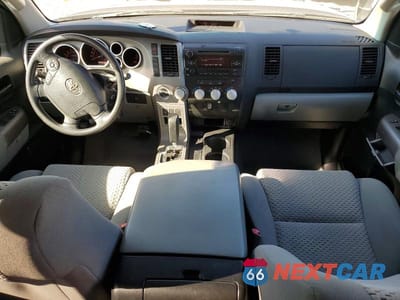 Zdjęcie 8 z 12 samochodu: 2011 TOYOTA TUNDRA GRADE VIN:5TFUY5F17BX208698 - miniatura
