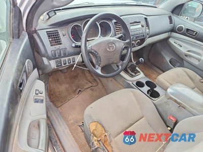 Zdjęcie 8 z 12 samochodu: 2011 TOYOTA TACOMA V6 VIN:5TFUU4EN0BX002116 - miniatura