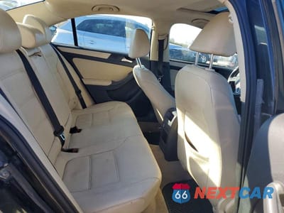 Zdjęcie 10 z 12 samochodu: 2011 VOLKSWAGEN JETTA SE VIN:3VWDZ7AJ5BM088385 - miniatura