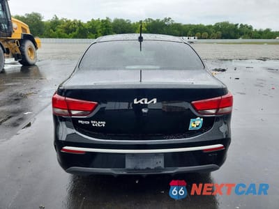 Zdjęcie 6 z 12 samochodu: 2023 KIA RIO S VIN:3KPA24AD6PE626175 - miniatura