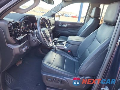 Zdjęcie 7 z 12 samochodu: 2023 GMC SIERRA K1500 SLT VIN:3GTUUDELXPG163860 - miniatura