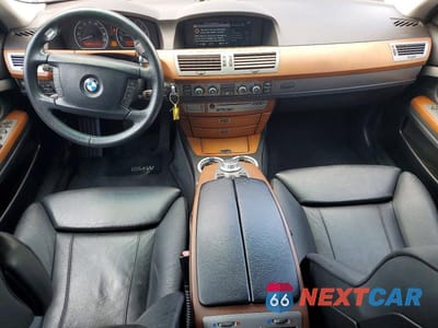 Zdjęcie 8 z 12 samochodu: 2008 BMW 750 I VIN:WBAHL83548DT12257 - miniatura