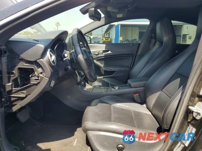 Zdjęcie 7 z 12 samochodu: 2014 MERCEDES-BENZ CLA 250 VIN:WDDSJ4EB9EN053397 - miniatura