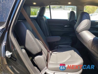 Zdjęcie 11 z 13 samochodu: 2026 TOYOTA GRAND HIGHLANDER XLE VIN:5TDAAAA56TS042904 - miniatura