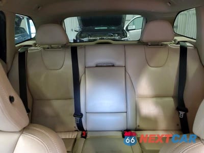Zdjęcie 10 z 13 samochodu: 2012 VOLVO XC60 T6 VIN:YV4902DZ9C2244201 - miniatura