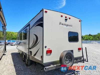 Trzecie zdjęcie samochodu z tyłu: 2018 KEYSTONE PASSPORT CAMPER VIN:4YDT26723JK410148 - miniatura