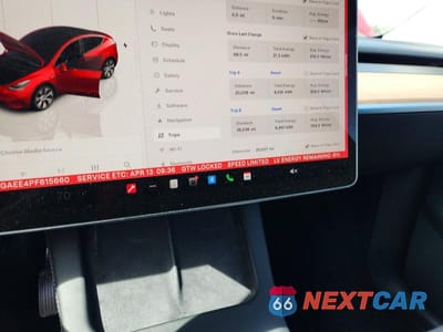 Zdjęcie 9 z 12 samochodu: 2023 TESLA MODEL Y VIN:7SAYGAEE4PF615660 - miniatura