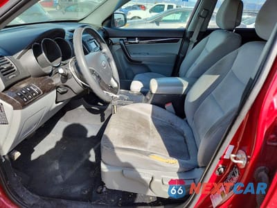 Zdjęcie 7 z 11 samochodu: 2011 KIA SORENTO LX VIN:5XYKTDA14BG083248 - miniatura