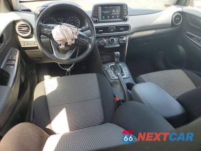Zdjęcie 8 z 14 samochodu: 2018 HYUNDAI KONA SEL VIN:KM8K22AAXJU161595 - miniatura