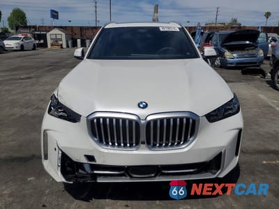 Piąte zdjęcie samochodu w środku: 2026 BMW X5 XDRIVE40I VIN:5UX23EU08T9254819 - miniatura