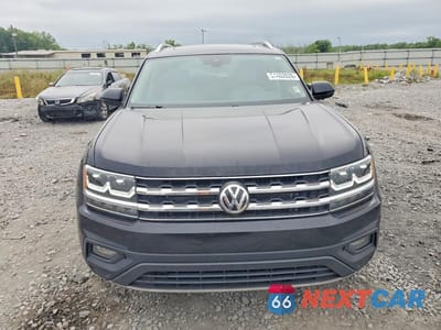 Piąte zdjęcie samochodu w środku: 2019 VOLKSWAGEN ATLAS SE VIN:1V2UR2CA0KC588666 - miniatura